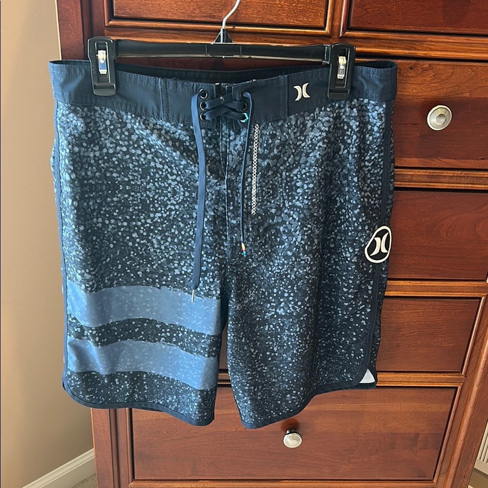 Hurley Speckled Navy & light blue Swim Shorts, sz 32, drawstring closure, beach